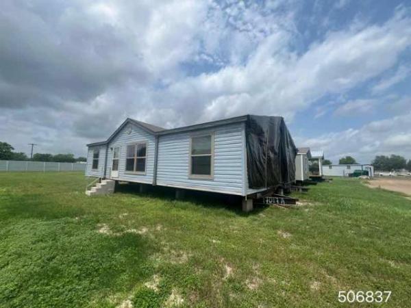 Photo 1 of 2 of home located at 1356 SE Railroad Waelder, TX 78959