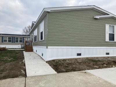Photo 3 of 3 of home located at 1554 Featherwood Monroe, MI 48161