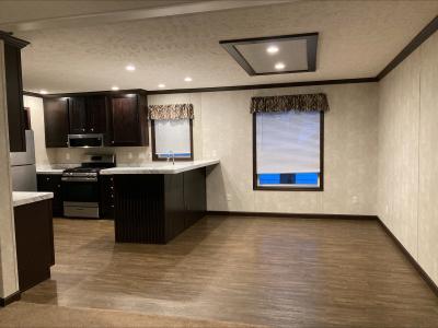 Photo 2 of 6 of home located at 1731 Sherwood Monroe, MI 48161