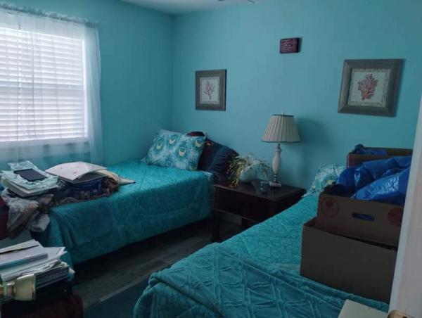 1979 Skyline Manufactured Home