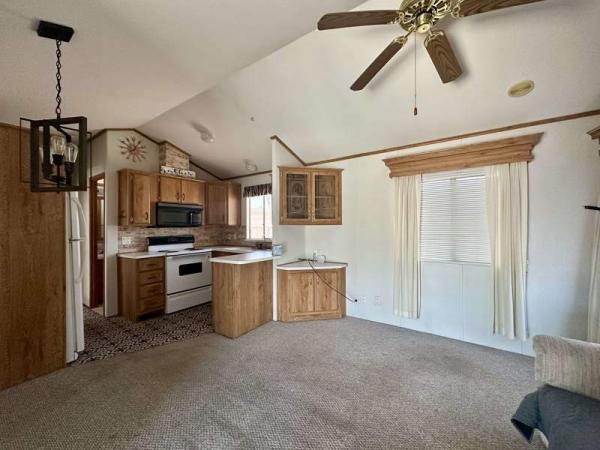 1993 Cavco Manufactured Home