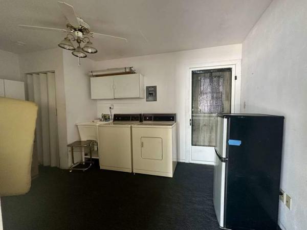 1993 Cavco Manufactured Home