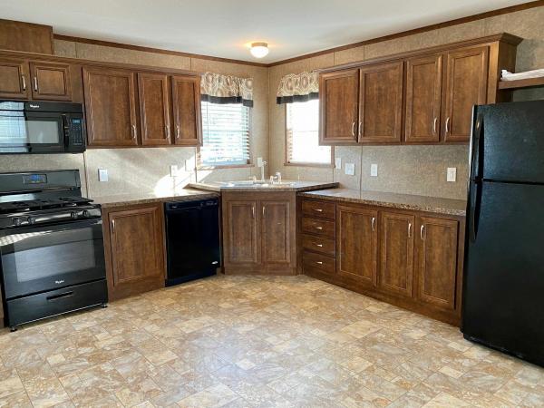 Photo 1 of 2 of home located at 16400 Upton Rd #4 East Lansing, MI 48823