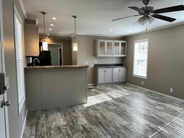2019 Champion Dutch Diamond II Mobile Home