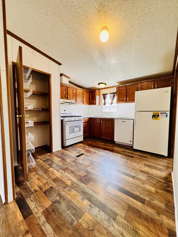 1996 Redman 11250973 Mobile Home