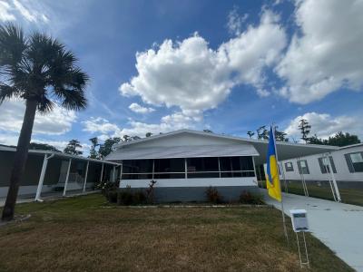Photo 3 of 14 of home located at 7825 Hatteras Road Orlando, FL 32822
