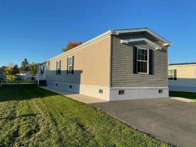 Photo 3 of 4 of home located at 151 Crestwood Dr. Lockport, NY 14094