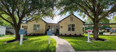 Mobile Home at 9605 W Us Highway 90 Lot #217 San Antonio, TX 78245