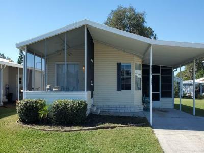 Photo 3 of 20 of home located at 6305 Presidential Cir Zephyrhills, FL 33540
