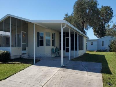 Photo 4 of 20 of home located at 6305 Presidential Cir Zephyrhills, FL 33540