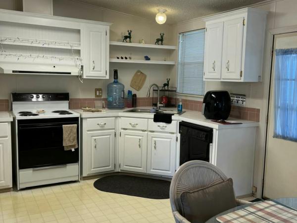 1993 Fleetwood Mobile Home
