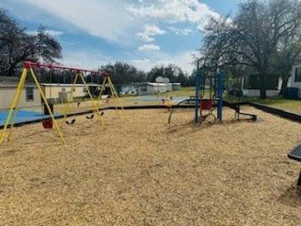 2005 Fuqua Homes Prestige Mobile Home