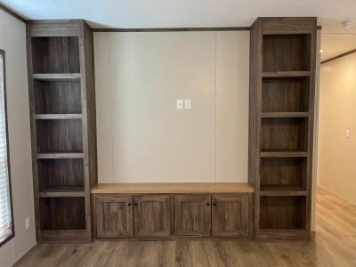 Photo 5 of 8 of home located at 105 Sharon #Sh105 Conroe, TX 77301
