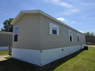 Photo 3 of 11 of home located at 1911 Last Rd #222 Lincoln, NE 68522