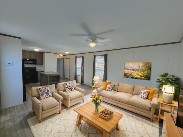 2022 Clayton - Wakarusa Mobile Home For Sale