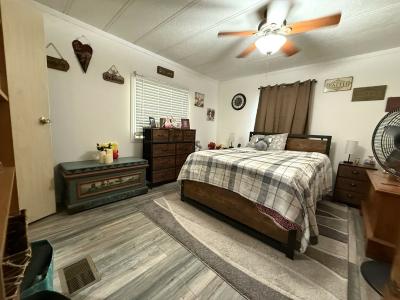 Photo 4 of 12 of home located at 6180 SW 55th Ct. Ocala, FL 34474
