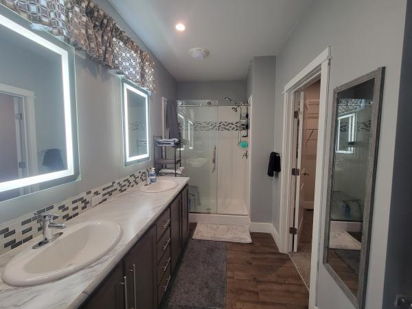 2020 Champion SCC644 Mobile Home