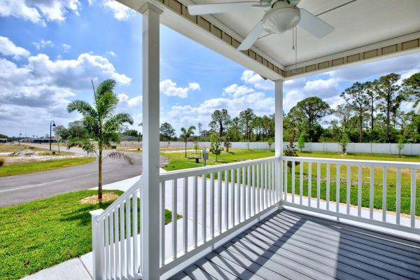 2025 Champion  HOMCS-HC4522B  Home