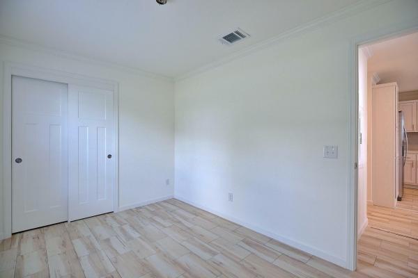 2025 Champion 26 HOMCS-HC4522B  Home