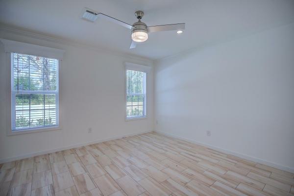 2025 Champion  HOMCS-HC4522B  Home