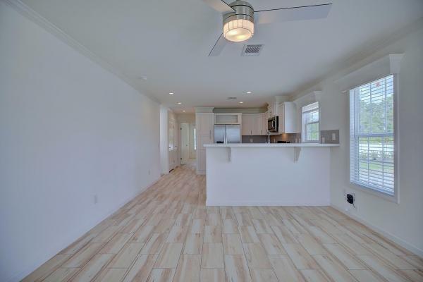 2025 Champion  HOMCS-HC4522B  Home