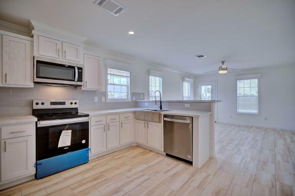 2025 Champion  HOMCS-HC4522B  Home