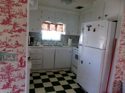 Photo 3 of 8 of home located at 7100 Ulmerton Rd Lot 904 Largo, FL 33771