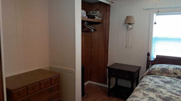 1972 Skyline HS Mobile Home