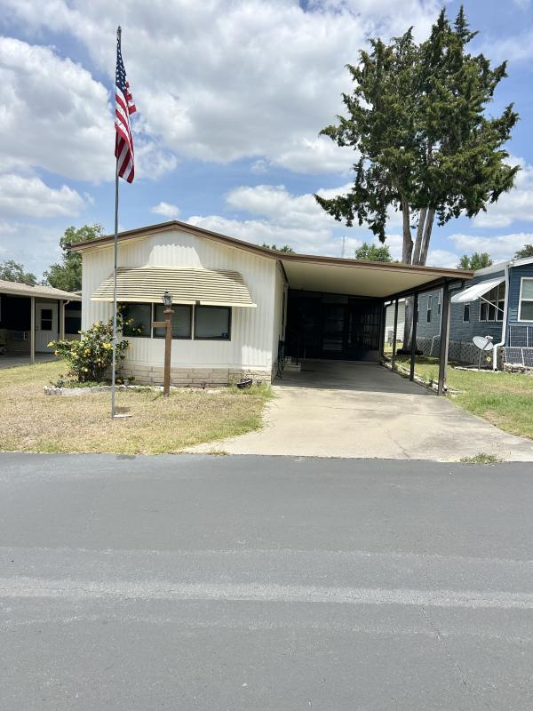 Photo 1 of 2 of home located at 36343 Timberwood Dr Zephyrhills, FL 33541