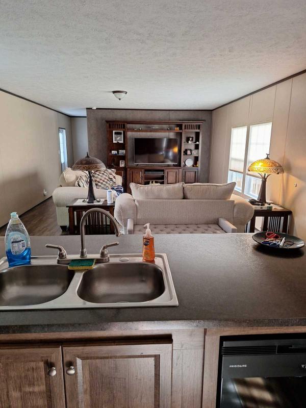 2017 Clayton Homes 22s Mobile Home
