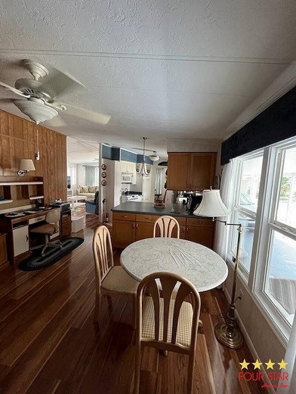 1985 CORO  Home