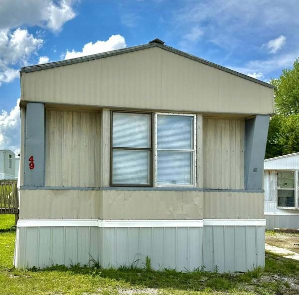 1995  Mobile Home For Sale
