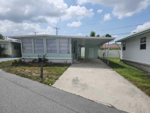 Photo 1 of 2 of home located at 28488 Us Hwy 19 N, Lot 190 Clearwater, FL 33761
