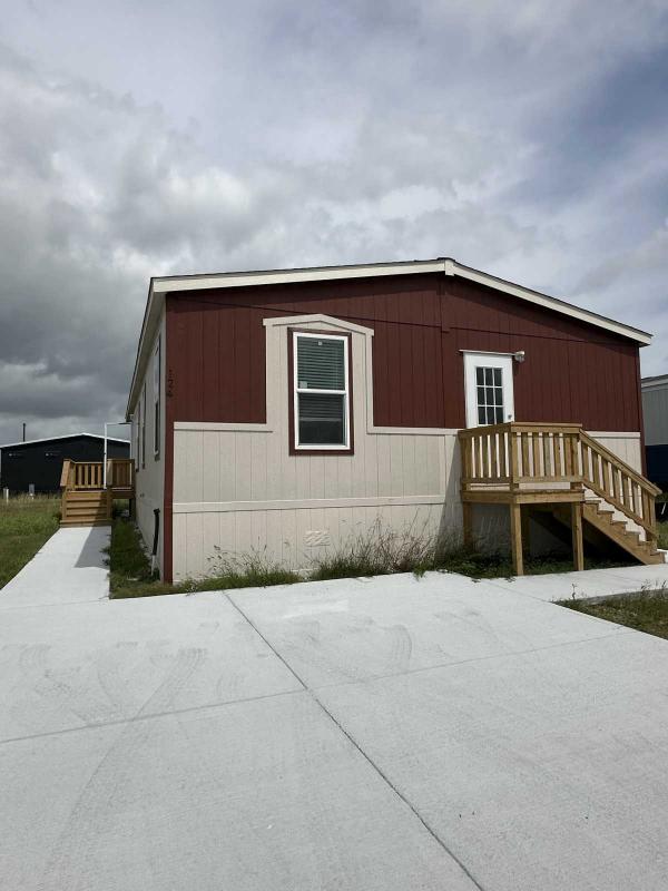 2025 Champion DRM2848B-2848H32170 Manufactured Home