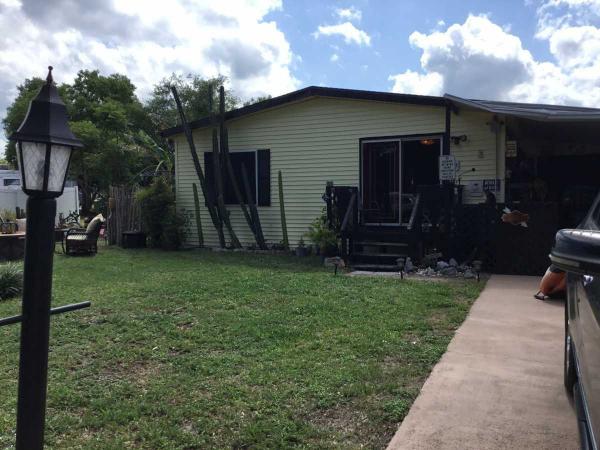 1989 Nott hs Manufactured Home