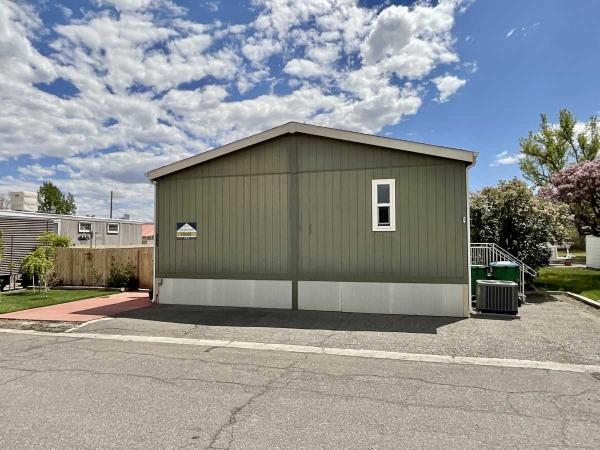 2014 Fleetwood Waverly Crest Manufactured Home