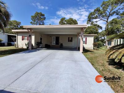 Photo 4 of 68 of home located at 217 East Gleneagles Road Ocala, FL 34472