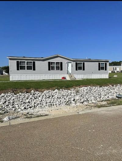 Mobile Home at 4000 Hillsboro Dr Brandon, MS 39042