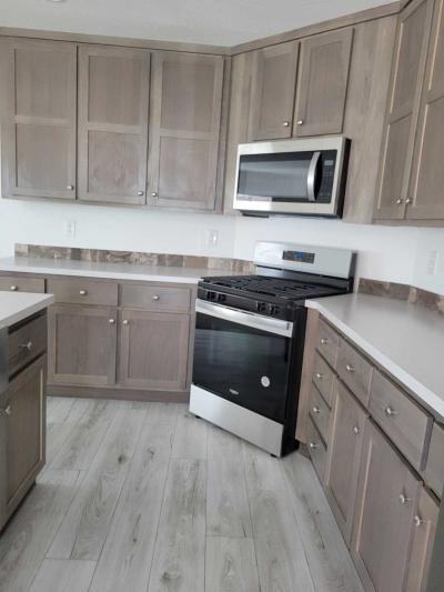 Mobile Home at 3342 Glendale Circle Bay City, MI 48706