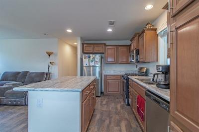 Photo 5 of 20 of home located at 3700 E. Stewart Ave. Las Vegas, NV 89110