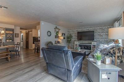 Photo 5 of 21 of home located at 2485 W. Wigwam Ave. Las Vegas, NV 89123