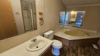 1993 Dutch Park Manufactured Home