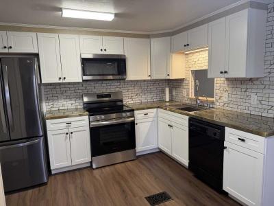 Mobile Home at 19117 Meadowbrook Ct. North Fort Myers Florida, FL 33903