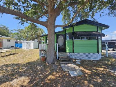 Photo 3 of 47 of home located at 12840 Seminole Blvd Largo, FL 33778