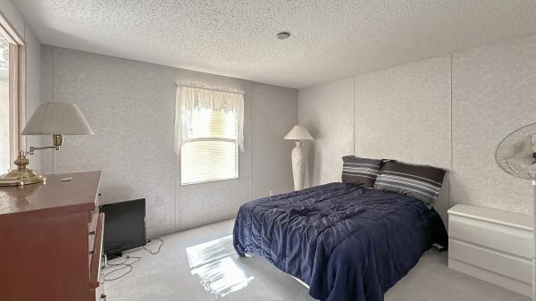 1994 Fleetwood Mobile Home