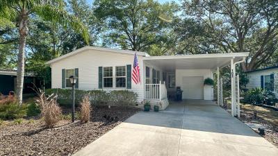 Photo 2 of 16 of home located at 107 Magnolia Dr Lady Lake, FL 32159