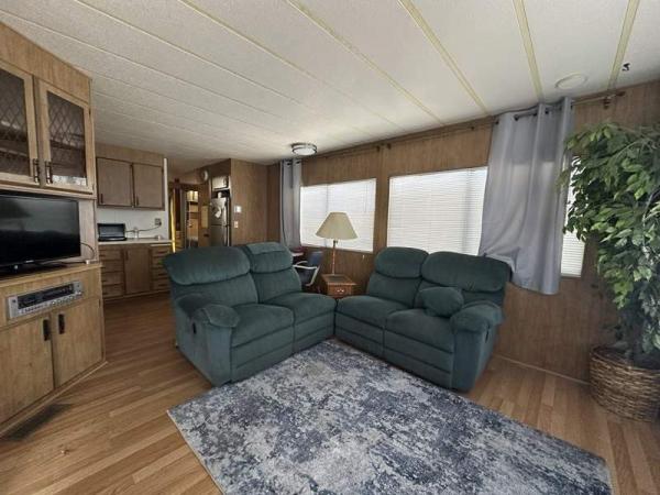 1984 Sundowner Manufactured Home