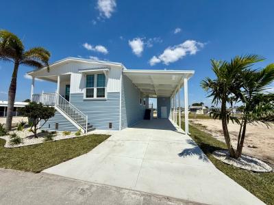 Photo 2 of 15 of home located at 44 Iroquois No. Fort Myers Beach, FL 33931