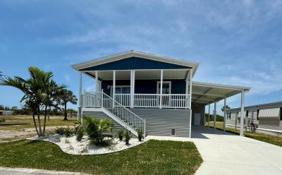 Photo 2 of 4 of home located at 39 Iroquois No. Fort Myers Beach, FL 33931