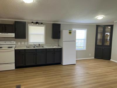 Photo 4 of 14 of home located at 5900 W County Road 350 N #112 Muncie, IN 47304